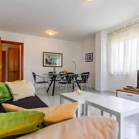 Appartement Amazing In With Wi-fi Valbandon